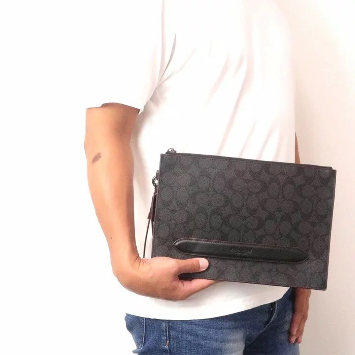 Clutch Coach dành cho nam lịch lãm