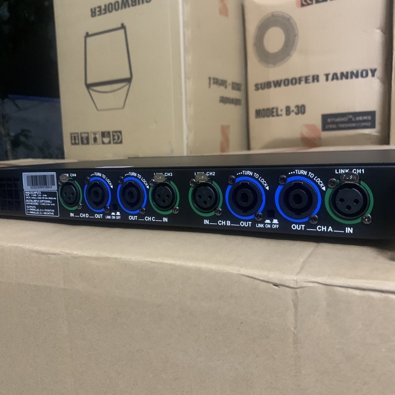 Đẩy 4 kênh JBL 4650 - Đẩy mỏng 1U nguồn xung, mạch Class D - Tặng 4 jack neutrik