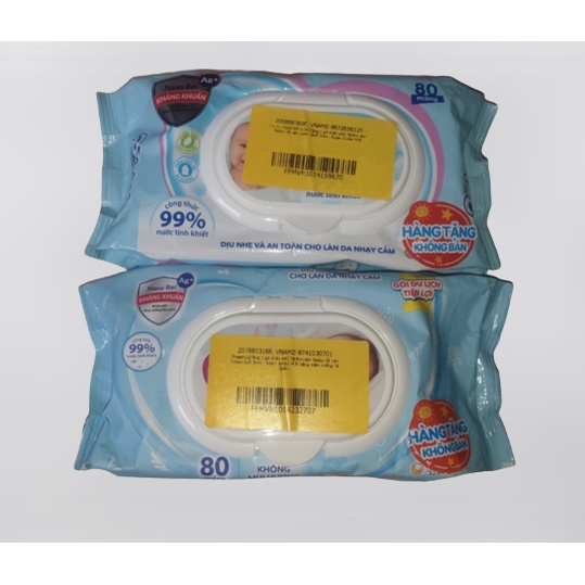 Khăn ướt Bobby không mùi 80 miếng hàng tách km dán băng keo