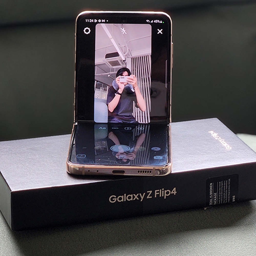 Điện Thoại Samsung Galaxy Z Flip4 - Hàng Chính Hãng, Mới 100%, Nguyên seal