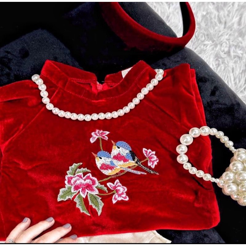 Áo dài cách tân bé gái thêu hoa chất nhung mềm mại 2 chi tiết