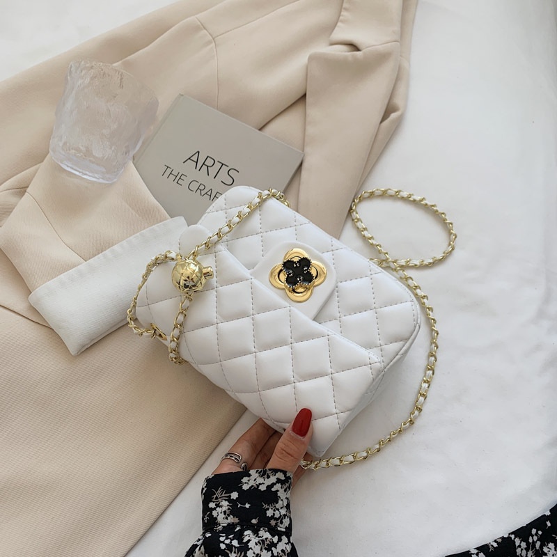 Túi Xách Nữ Đeo Chéo Trần Trám Khóa Hoa Xoay size 20