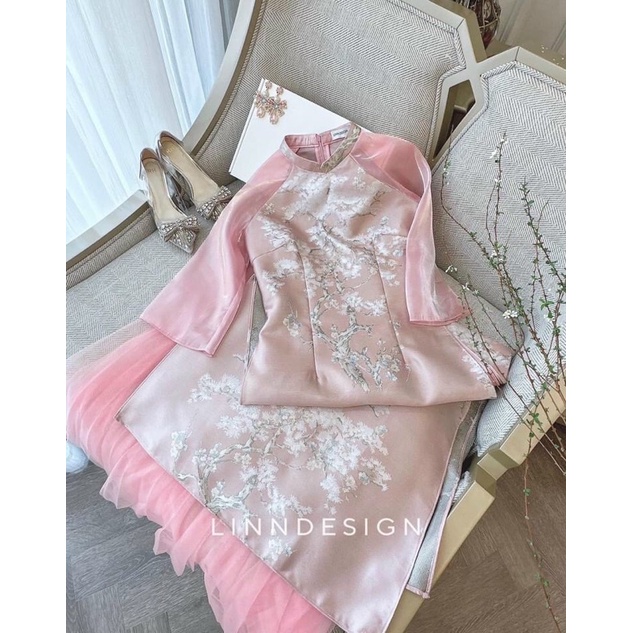 SÉT ÁO DÀI  CÁCH TÂN 4 TÀ ĐẸP  CAO CẤP HÀNG THIẾT KẾ  ĐẸP GIÁ SỈ ÁO KÈM CHÂN VÁY