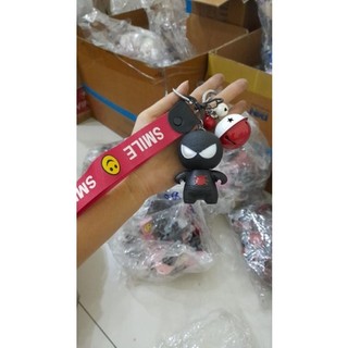 Móc khóa nhện đen