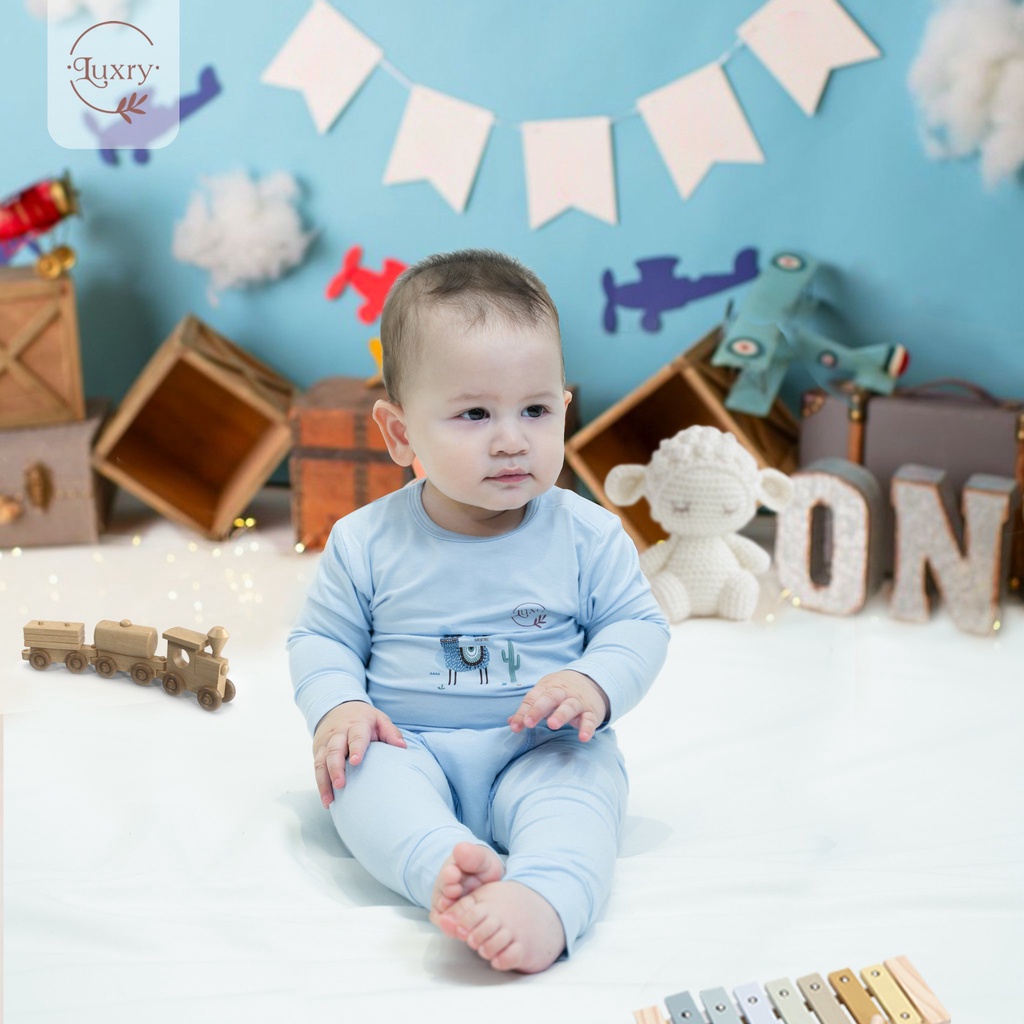 Bộ quần áo dài cài vai LAMA thương hiệu Luxry đáng yêu cho bé trai, bé gái