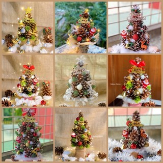 Cây thông Noel mini, cây thông noel để bàn, sẵn phụ kiện + đèn, làm từ quả thông mộc, nhiều size - Gabuu home
