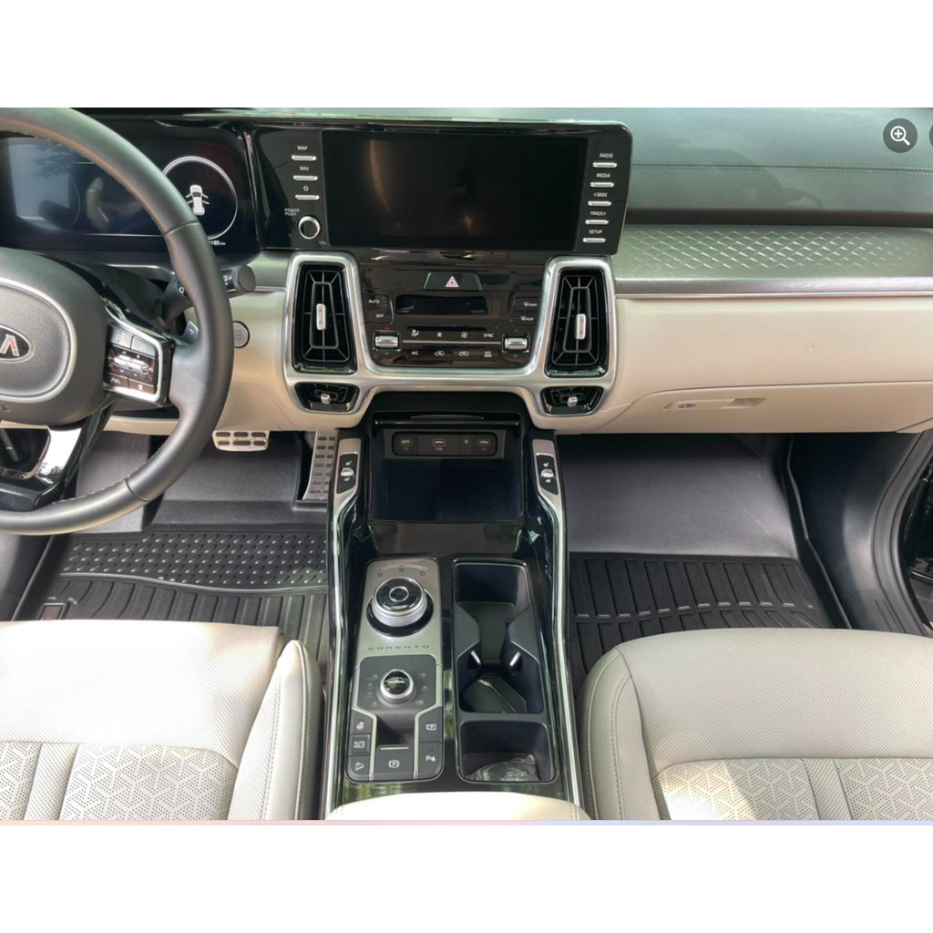 Thảm lót sàn cho xe Kia Sorento 2021 +thương hiệu DCSMAT, chất liệu TPE cao cấp