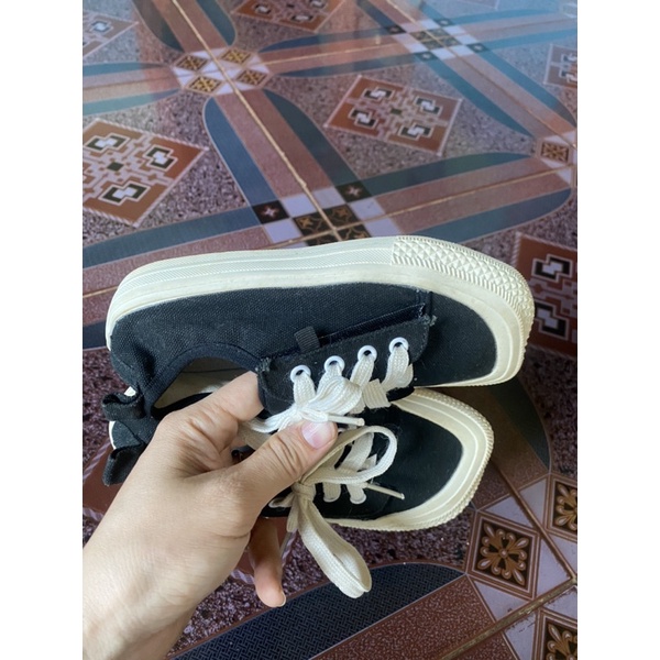 Thanh lý giày bé trai