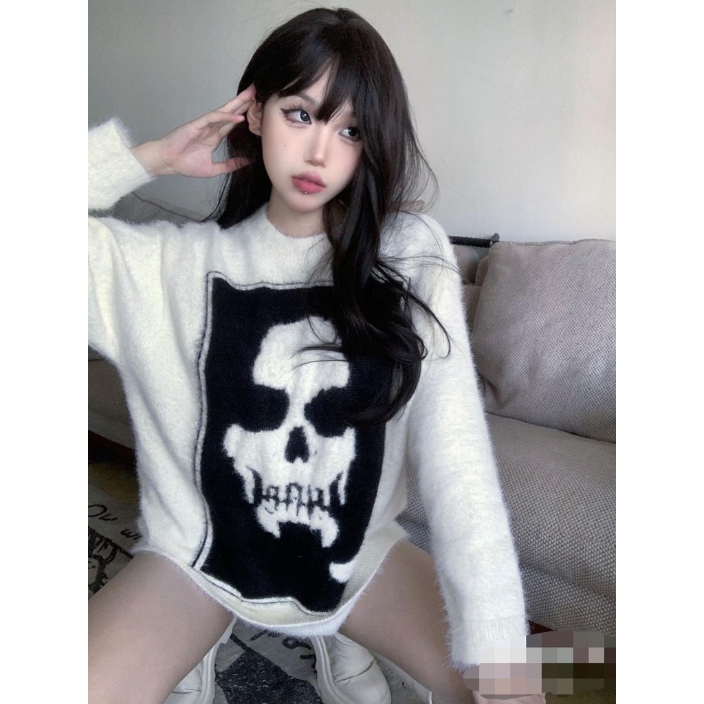 Áo Sweater Dáng Rộng Họa Tiết Đầu Lâu Giả Lông Chồn Thời Trang Thu Đông Mới Cho Cặp Đôi