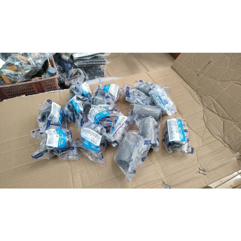 Cao Su Ắc Nhíp Sắt Kia K2700, K3000, K165, K125, K140, K190.