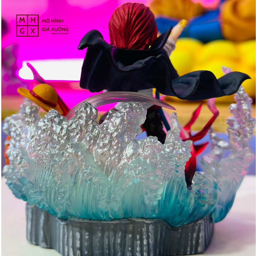 Mô hình One Piece Shanks Tóc Đỏ chiến đấu siêu ngầu. Cao 12cm, nặng 200gram . Figure One Piece , mô hình giá xưởng