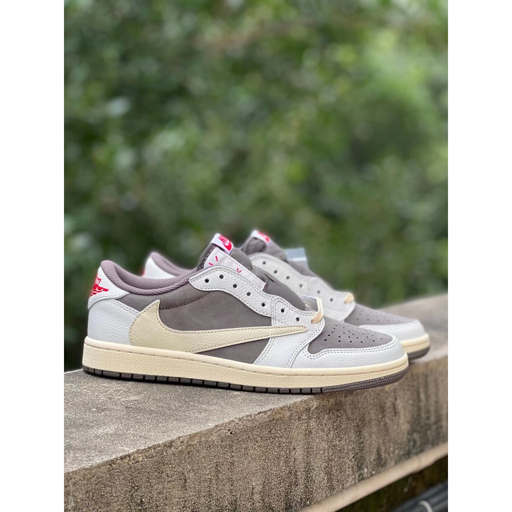 Giày bóng rổ trắng Travis Scott x Air Jordan 1 "Có Size 35-46 Thời Trang Dành Cho Nam Và Nữ