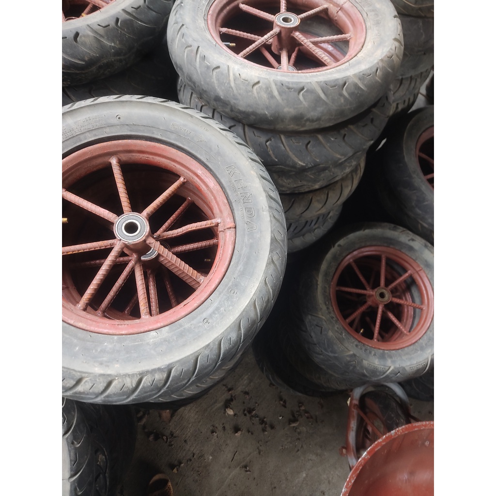 Bánh Xe Rùa Xăm Mới 8 nan  6203 Hoặc 6204 BanhXeCaoSu
