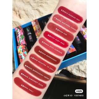 Son thỏi lì mac matte lipstick lên màu chuẩn, có độ bóng nhẹ