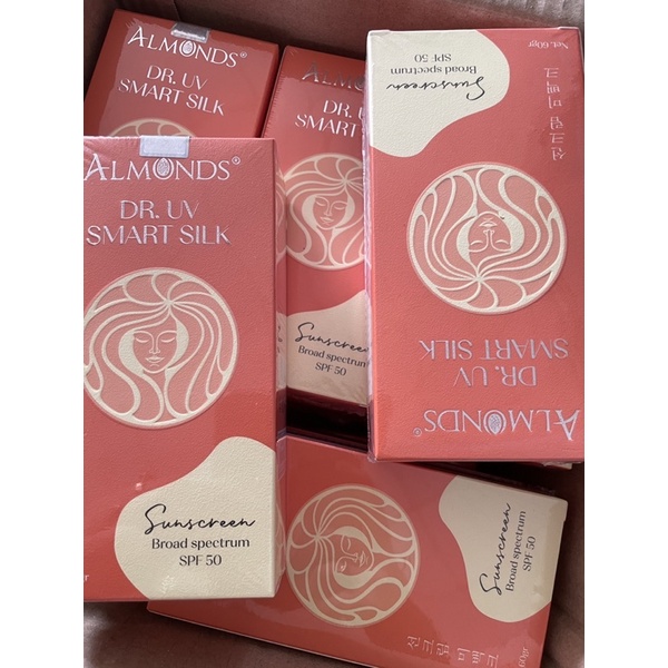 Chống nắng cam chính hãng Almonds