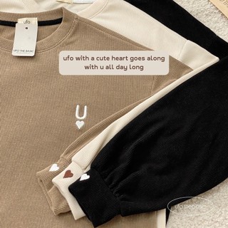 Áo len tăm cổ tròn basic thêu tim - Daily Pullover - by ufo.thebasic