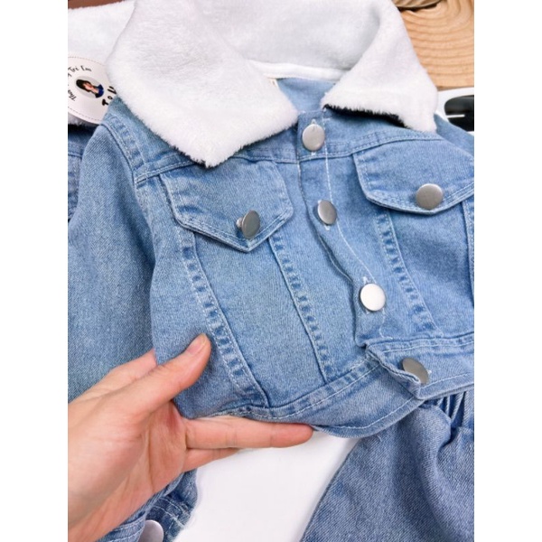 Set áo khoác và chân váy jean phối cổ viền bong tiểu thư bé gái