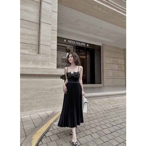 Đầm maxi 2 dây kết đá phối tùng dập ly 🖤