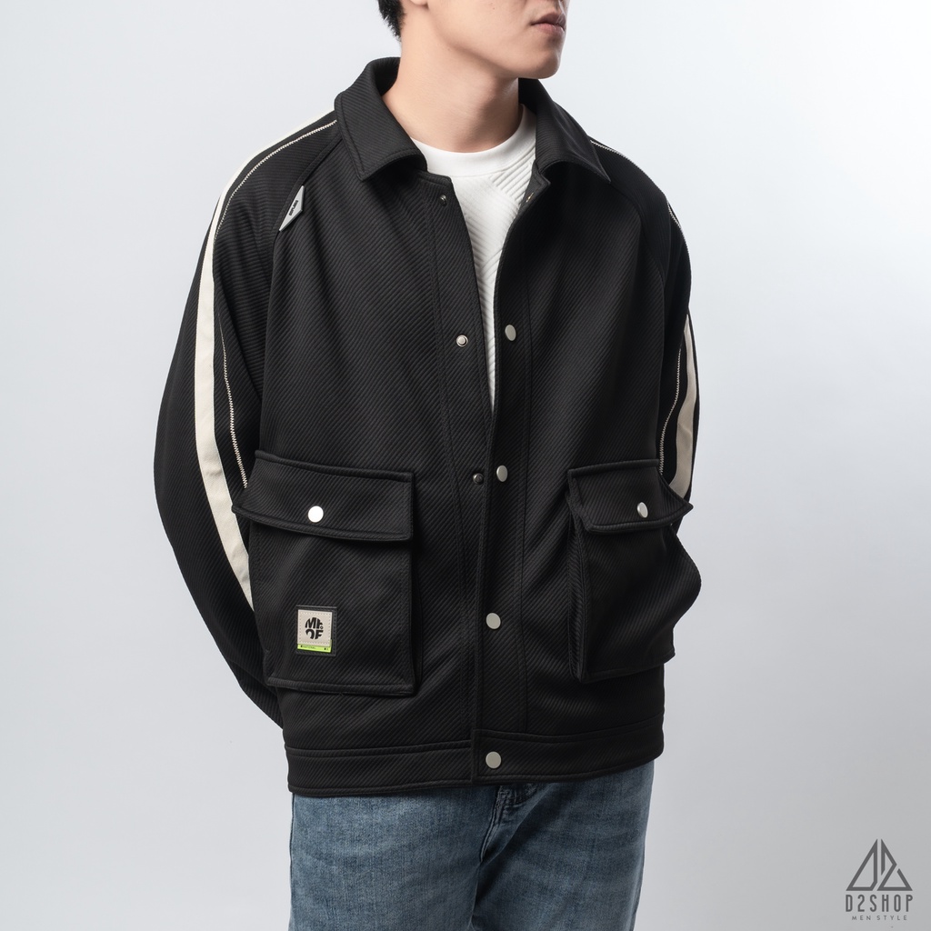 Áo khoác nam D2shop, áo khoác cổ bẻ phối viền vai, vải nỉ dập nổi, màu đen, kem