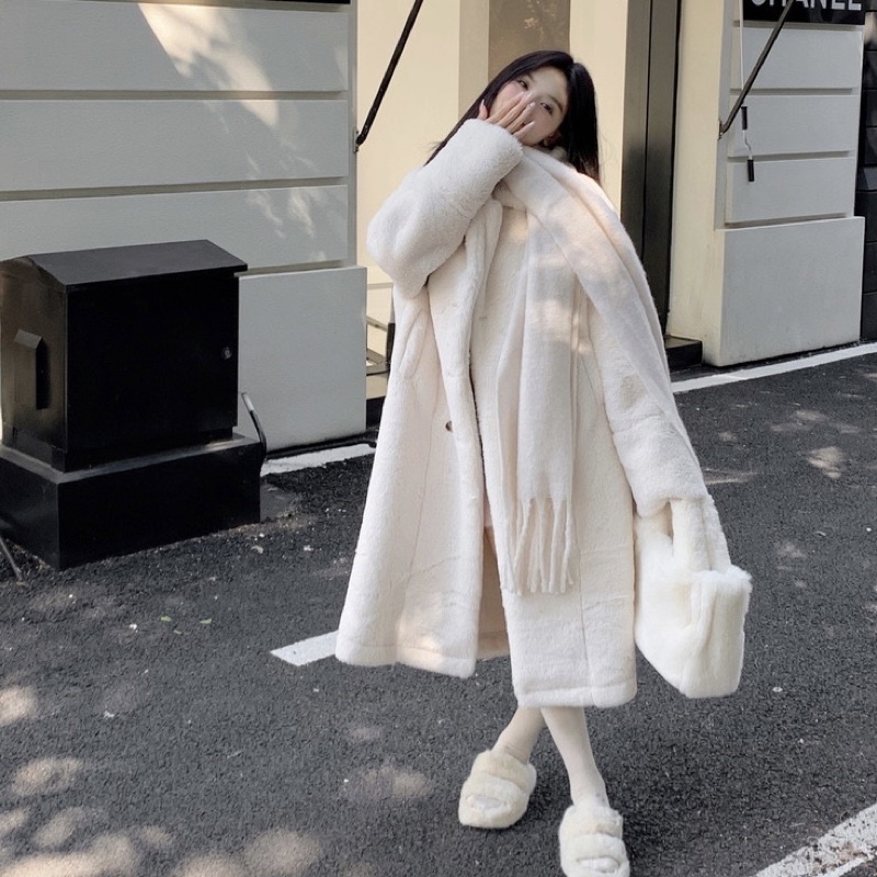 Áo khoác lông dáng dài YIMI màu hồng trắng
