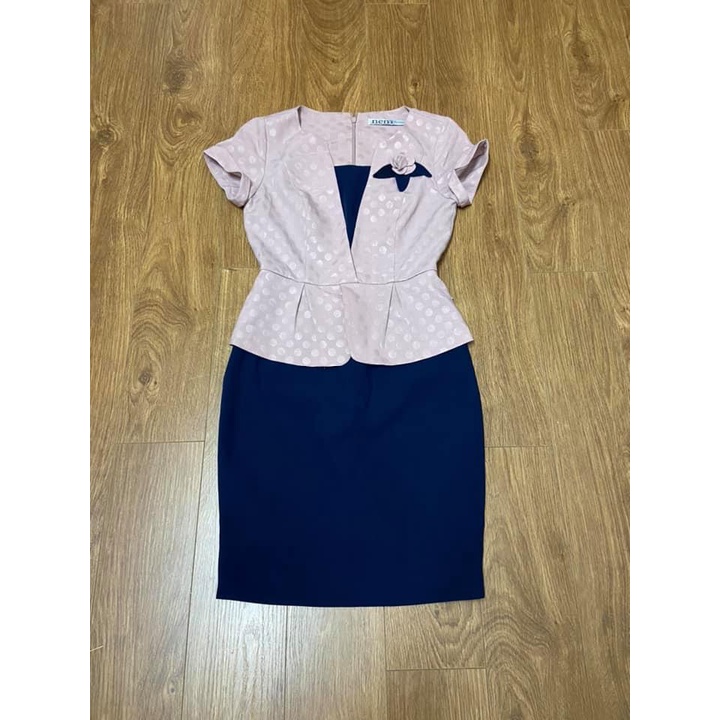 Váy nem luxury size 2, mới 97%