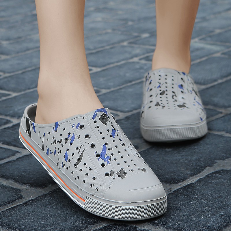 ✕✜✥Đôi Dép Sandal Phối Lỗ Thoáng Khí Chống Trượt Phong Cách Cổ Điển Thời Trang Mùa Hè Cho Nam Và Nữ