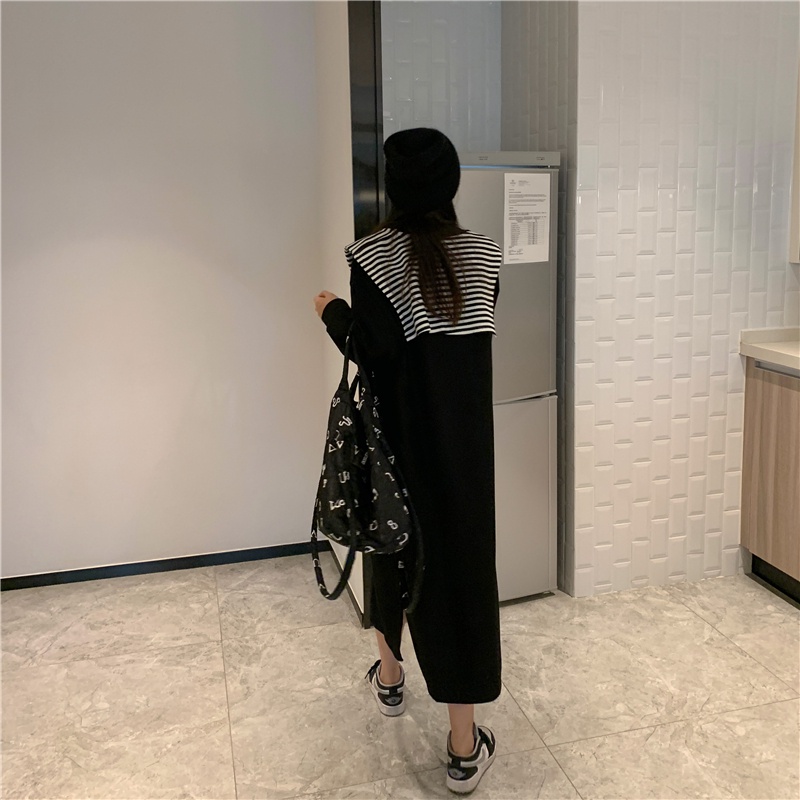 Đầm Sweater Dáng Dài Xẻ Tà Phối Khăn Choàng Lông Kiểu Hàn Quốc Thời Trang