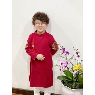 Áo dài gấm cách tân cho bé trai