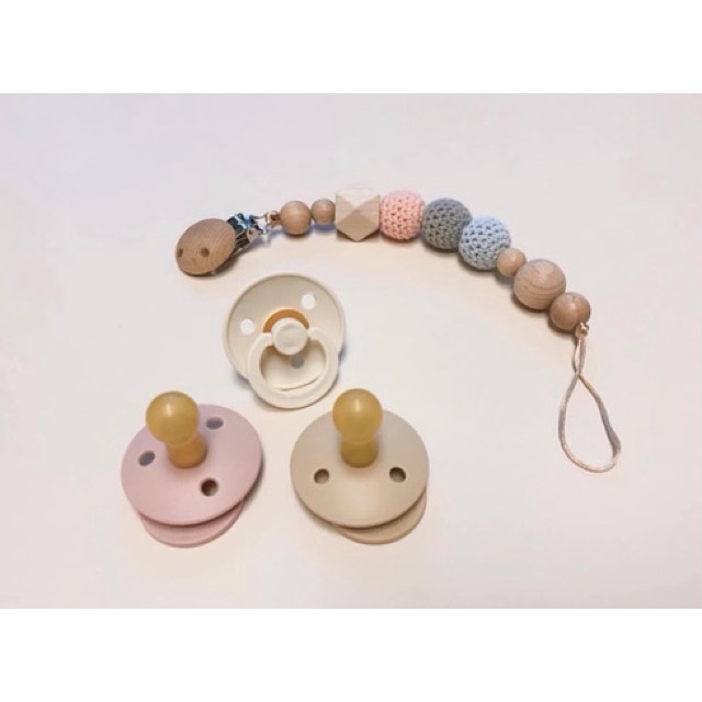 [CHÍNH HÃNG] Ti Giả / Ti Ngậm Bibs cao su tự nhiên Đan Mạch 0-6m/6-18m - Tặng Nắp Trứng