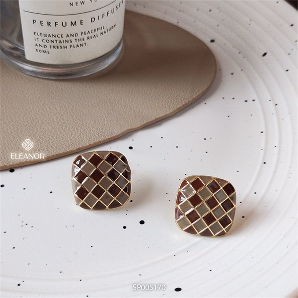Bông tai nữ chuôi bạc 925 Eleanor Accessories hình vuông kẻ ô hai màu phụ kiên trang sức 5170