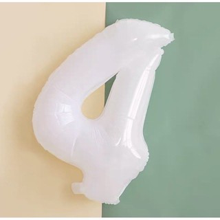 Bóng số sinh nhật màu trắng số 4