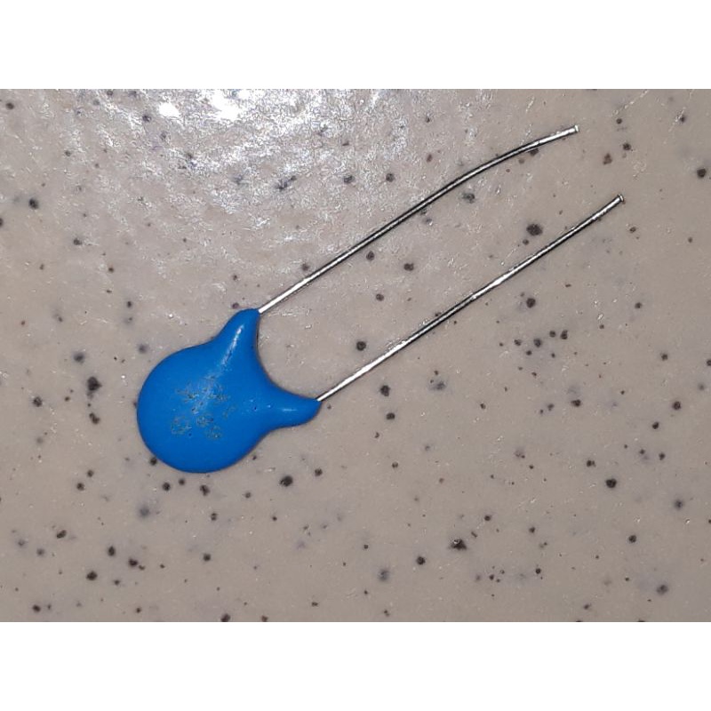 Bọc 1000 con tụ 681/1kV, chân đồng