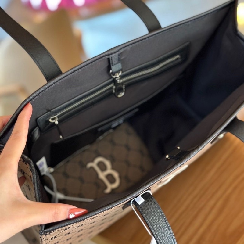 TĂNG KÈM VÍ NHỎ Totebag ML.Bi Monogram size to (vừa laptop)