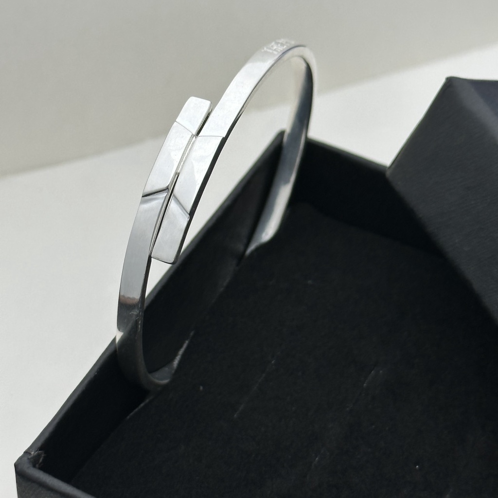 Vòng tay Yet to come Proof