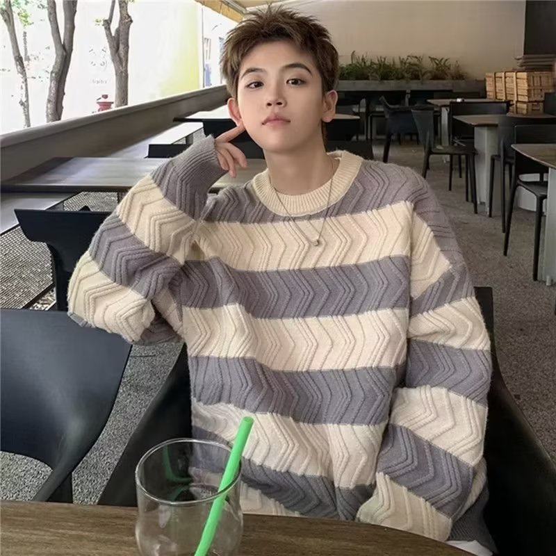 Áo Sweater Cổ Tròn Dáng Rộng Họa Tiết Kẻ Sọc Phong Cách Hàn Quốc Trẻ Trung Cho Nam