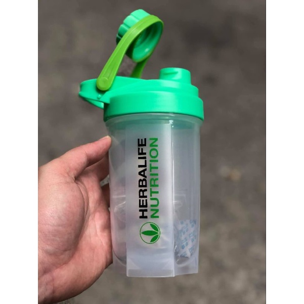 Bình lắc Herbalife 500ml siêu kín. Đủ màu, có quai cầm, tặng cục lắc giúp nhuyễn bột