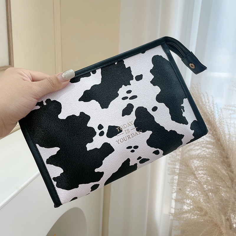 Túi Da PU Vuông Đựng Mỹ Phẩm Chống Thấm Nước In Họa Tiết Bò Sữa Xinh Xắn