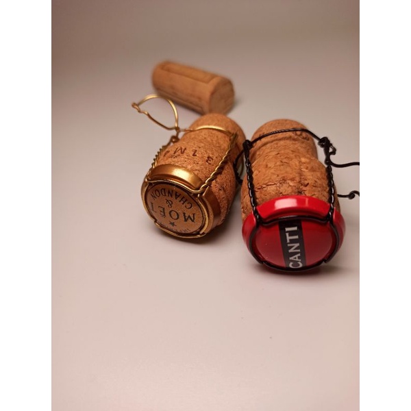 Nút chai Vang xịn sò decor