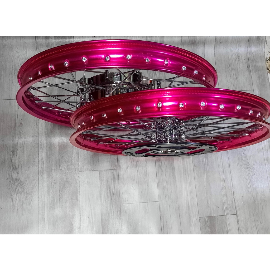 Bộ bánh tăm vành 17 inh dùng lên kiểng cho xe tay ga Air Blade / Vision / Vario 125-150cc