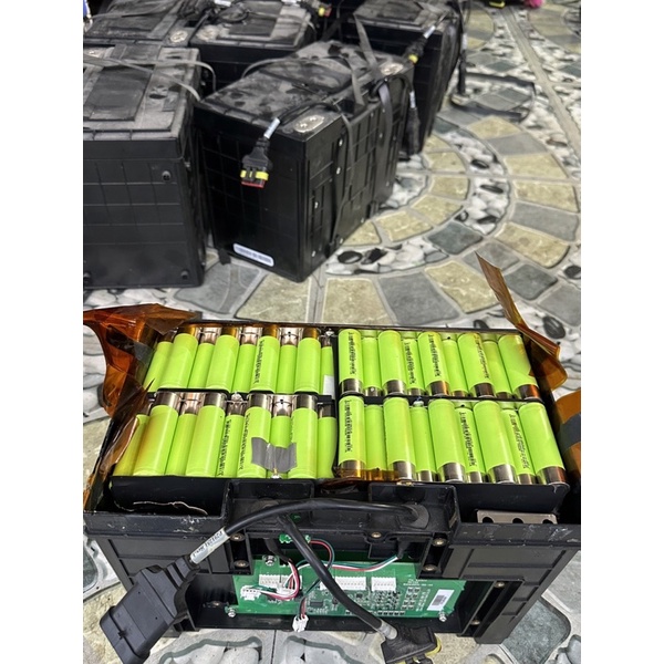 Lisen xanh pin tháo khối từ thùng mới 98% dung lượng 1900-2100mah 396cell nội trở 15-19 sả 10c 20a