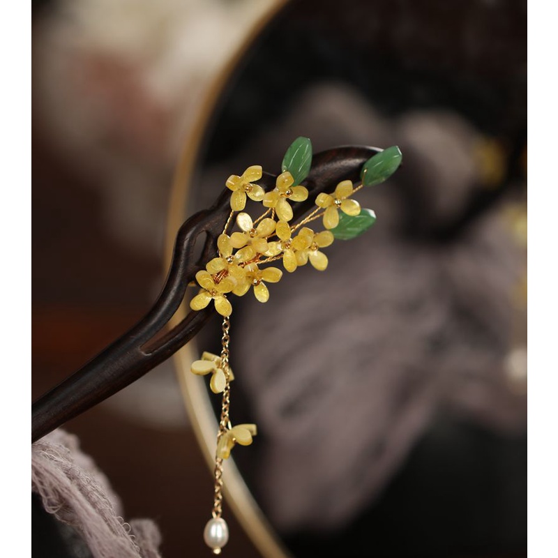 Trâm Cài Tóc Bằng Gỗ Hình Hoa Đính Ngọc Trai / Hoa Mộc Tê Phối Dây Tua Rua Phong Cách Cổ Điển