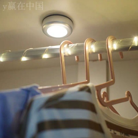 Đèn Led 3 Bóng Dán Tường Siêu Sáng