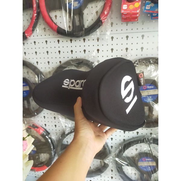 Gối tựa cao su non Sparco SPN 100BK- CHIẾC