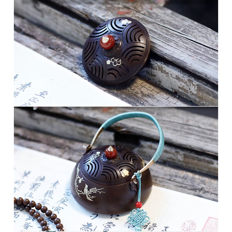 Lư hương xông trầm bằng đồng đúc nguyên khối, thân khắc họa tiết chim Họa My