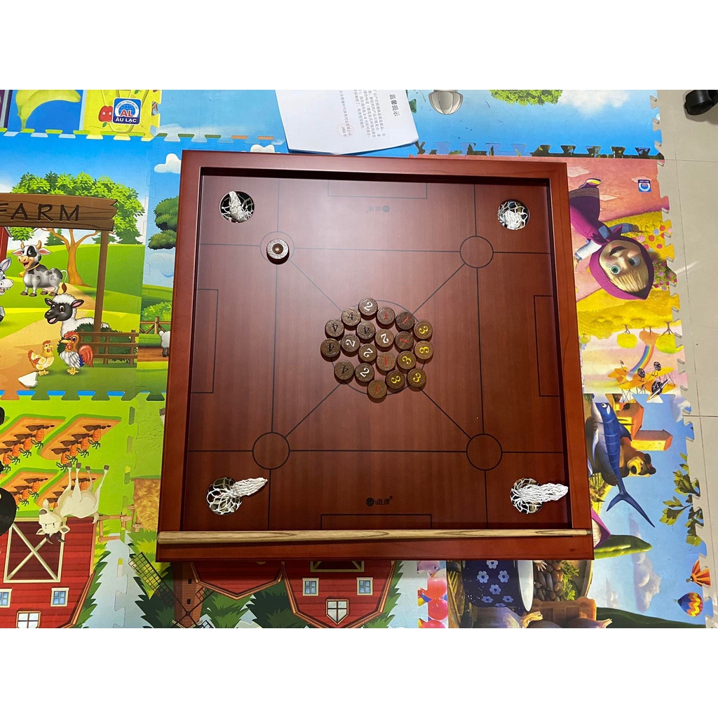 Bộ Carrom gỗ cờ giải trí- đồ chơi trẻ em, có gậy chọc, mặt gỗ trầm cao cấp, giải trí, trang trí 110 x 110