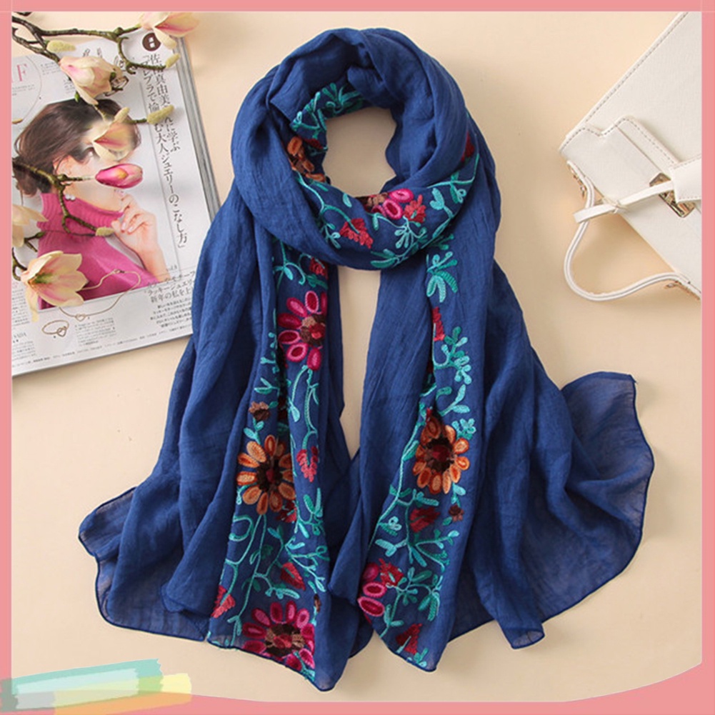Khăn quàng cổ thêu họa tiết hoa thời trang