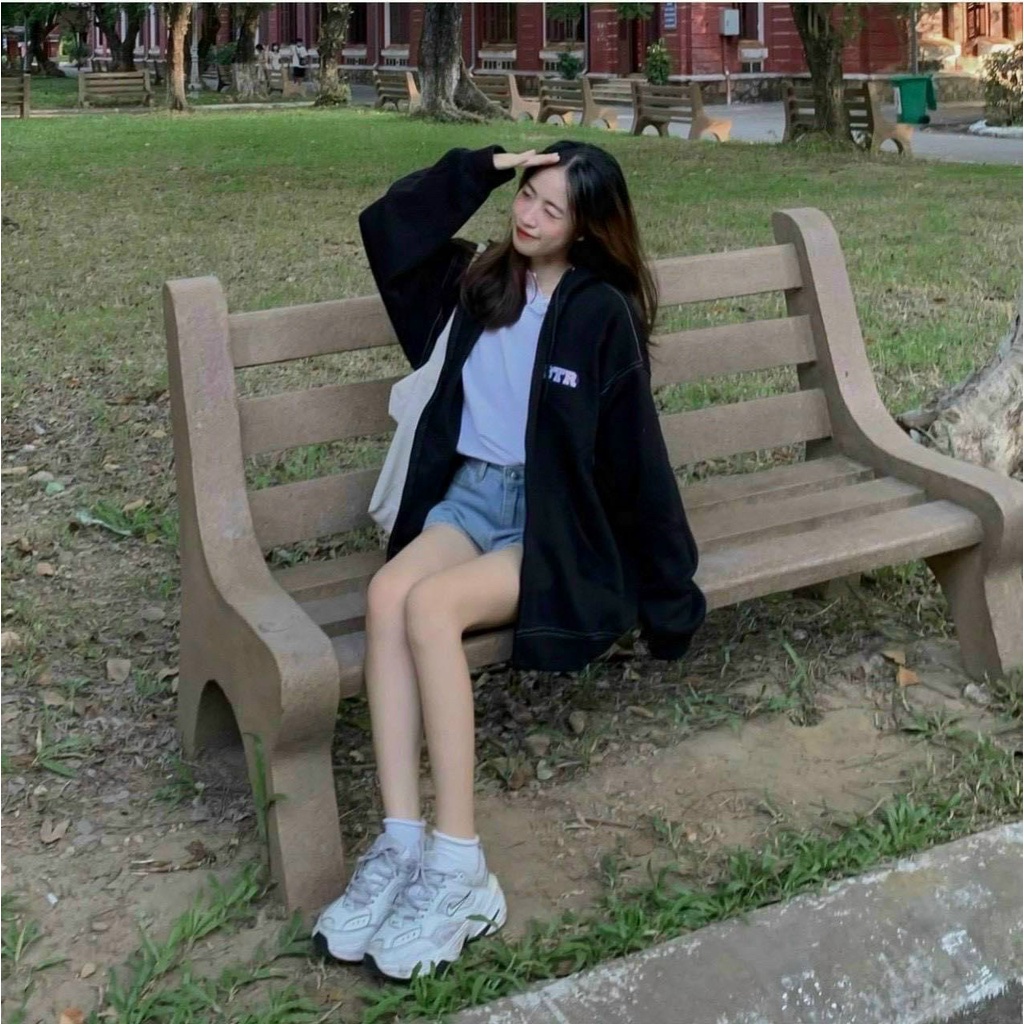 Áo khoác Hoodie STR logo nhỏ màu trắng, đen xinh xắn ulzzang unisex