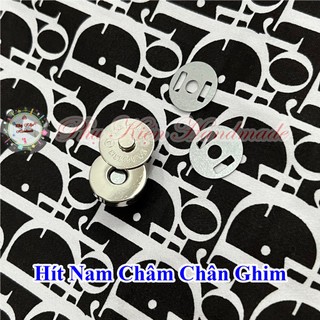 Nút hít nam châm sử dụng chân ghim