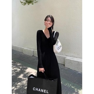 Đầm thun xòe dáng dài cổ tim