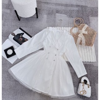 Đầm trắng xoè cổ vest